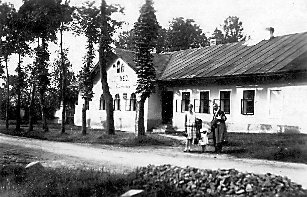 Hotel Na Statku Mirosov Mirosov  Экстерьер фото