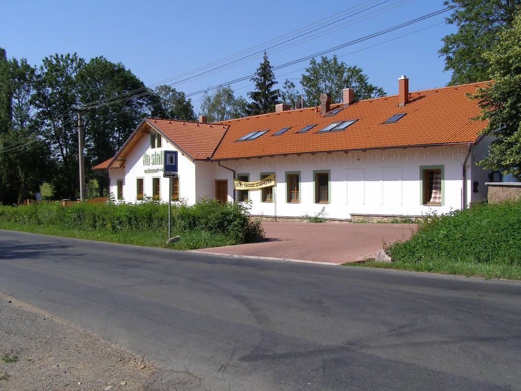 Hotel Na Statku Mirosov Mirosov  Экстерьер фото