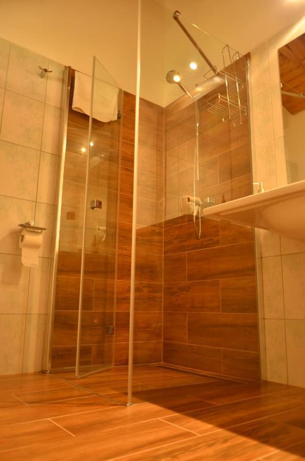 Hotel Na Statku Mirosov Mirosov  Экстерьер фото